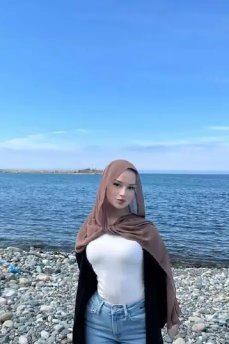 Kartal Escort Yağmur Fotoğrafı (2)